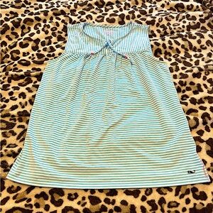 EXCELLENT/LIKE NEW/PRE-OWNED condition VINEYARD VINES girl’s nautical tank top.